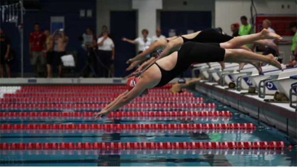 游泳館循環(huán)水處理設備的功能與特點